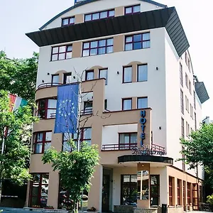 Mediterran Hotel