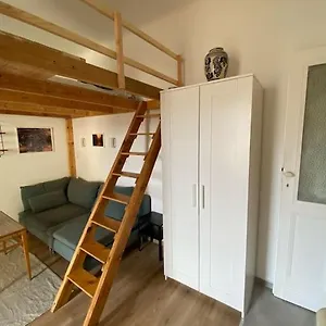 Charming In The Heart Of Gellert Area. Apartamento