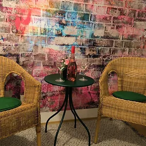 Apartman Viva - Cosy Flat In - Free Parking, Budapest