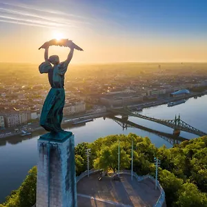 Kristal Gellert Hill Budapest