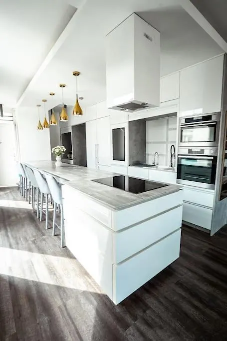 Apartment Karinflats Deluxe - The Cream Penthouse Apt Budapest