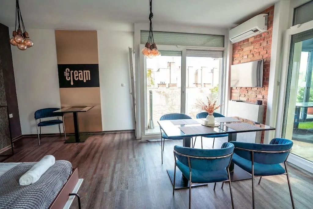 Apartment Karinflats Deluxe - The Cream Penthouse Apt Budapest Hungary