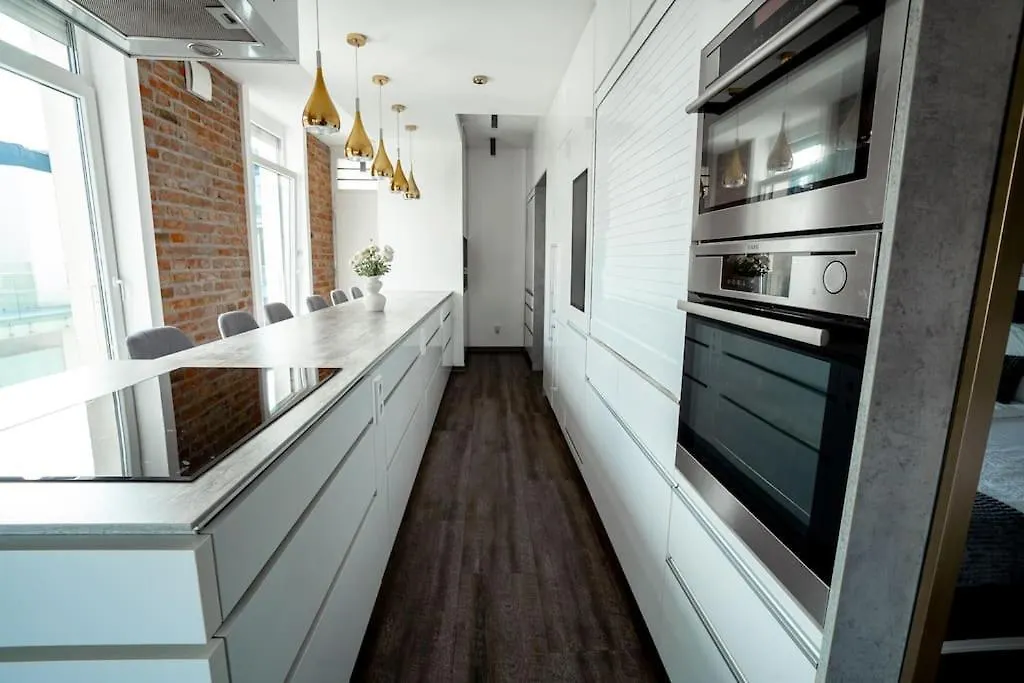 Karinflats Deluxe - The Cream Penthouse Apt Budapest Apartment